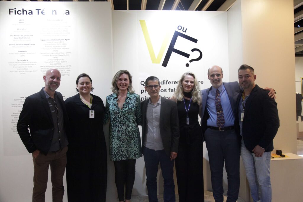 Abertura da exposição "V ou F? Venha ser um cientista forense"